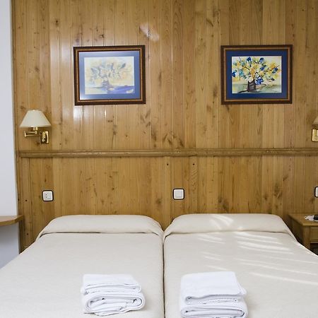 Hotel Restaurante Prado Boal Exterior photo